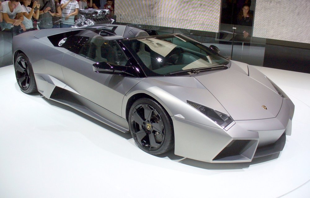 5aa70ff41d0da_Lamborghini_Reventn_Roadster.thumb.jpg.e5a965bee677e68f0d7836221aa49b8e.jpg